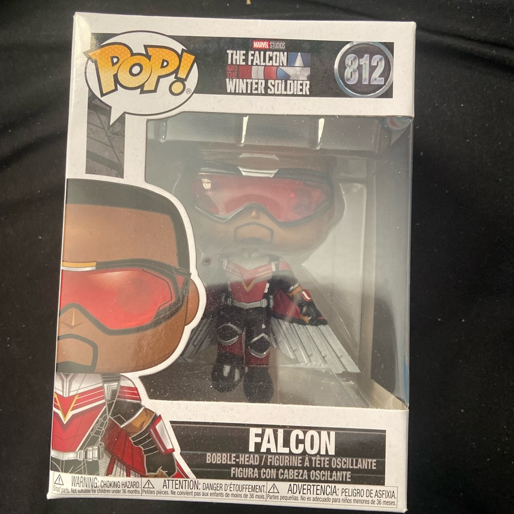 Falcon funko pop